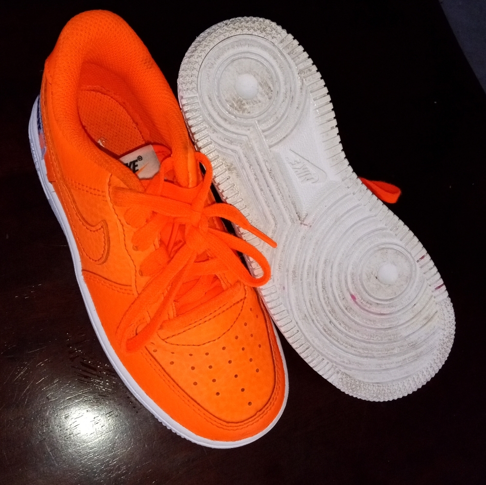 Boys Nike airforce